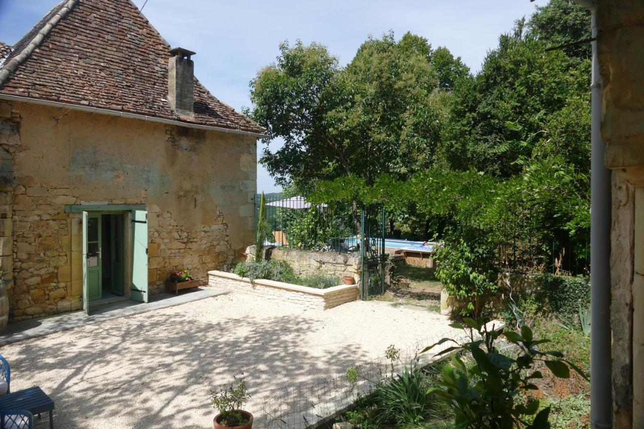1 Rue Pasquet - 2 Double Rooms In The Main House Beaumont-du-Périgord Exterior foto
